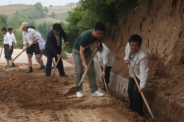 廣大“三防”隊員干勁十足，勞動熱情高漲
