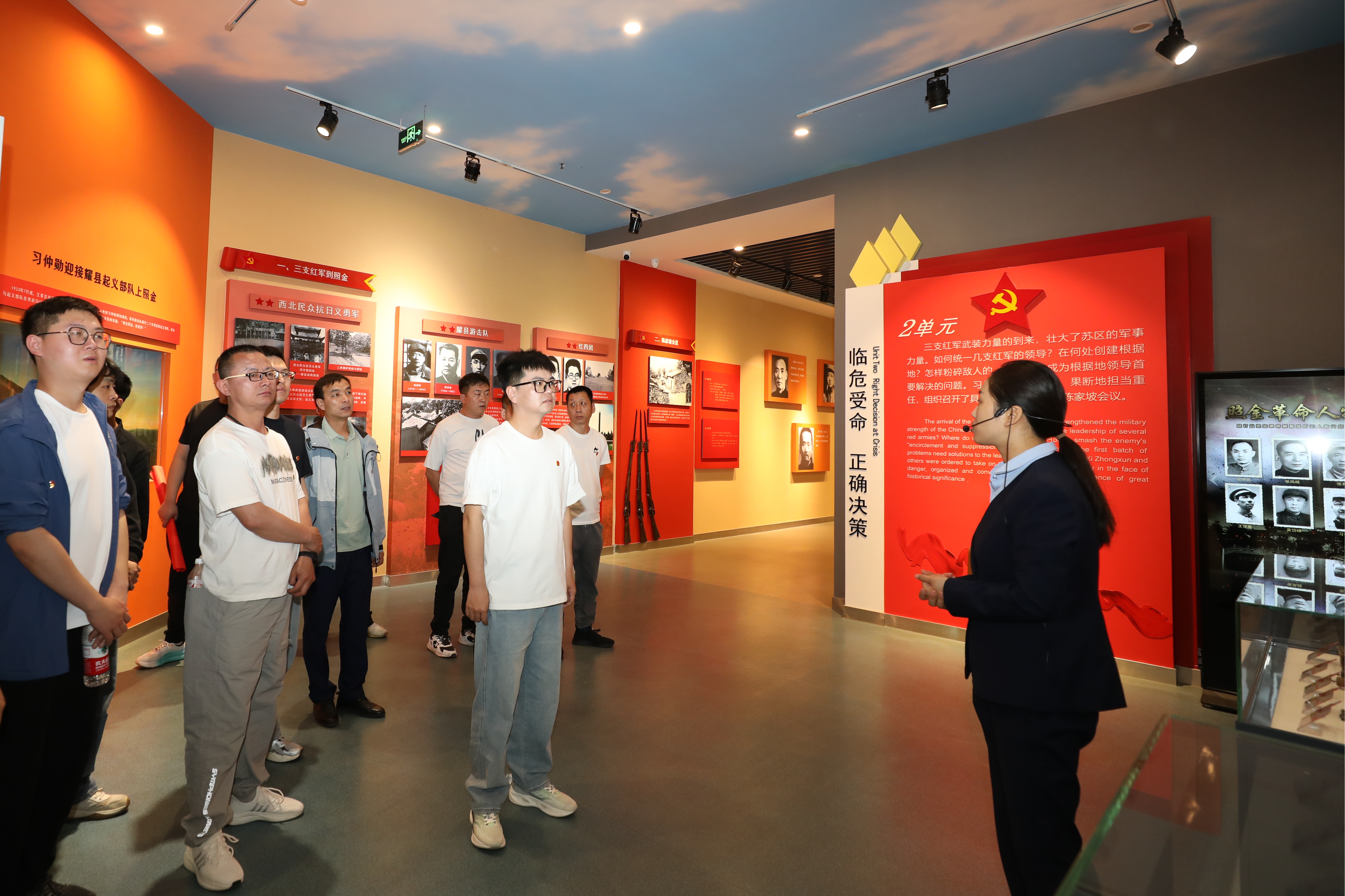 公司舉辦“讀總書記金句經(jīng)典 展銅煤人時(shí)代擔(dān)當(dāng)”詠?zhàn)x大賽